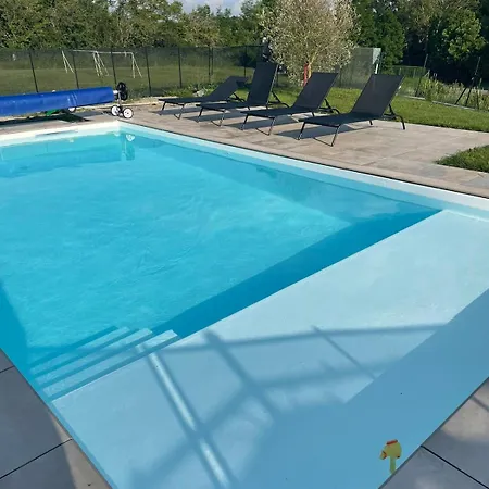 Semesterbostad Familiale Avec Piscine Saint-Ignat