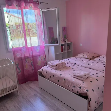 Familiale Avec Piscine Semesterbostad